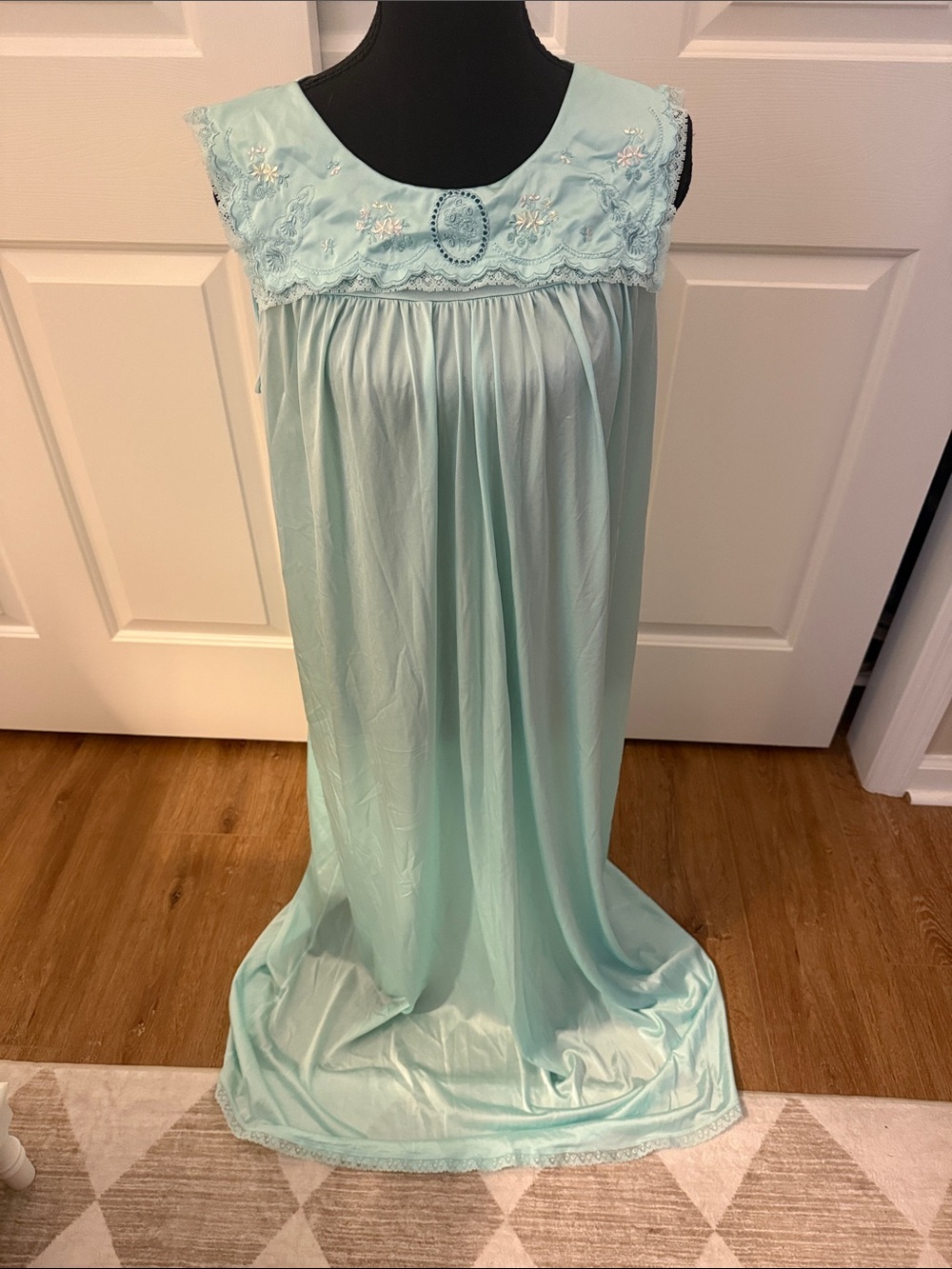 Vintage Shadowline Made in the USA Light Aqua Embroidered Women's Nightgown Lace